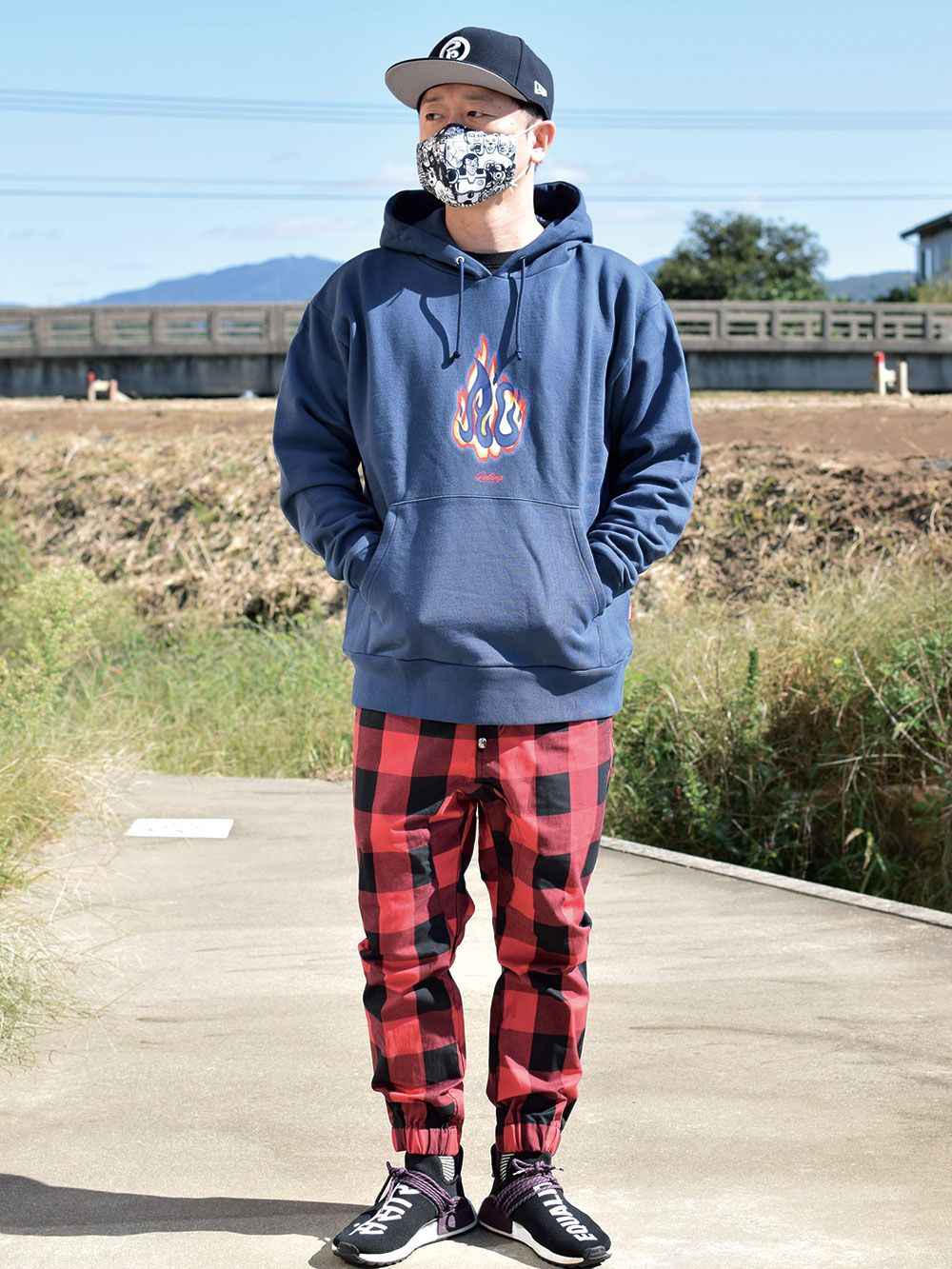 ROLLING CRADLE - BAKIN'HOODIE | DOLL