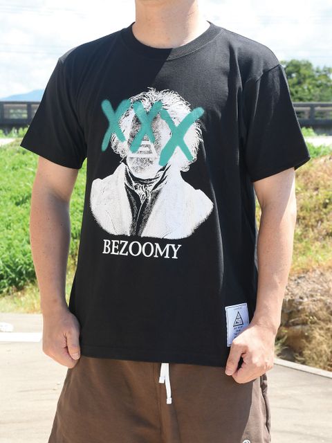 "XXX"