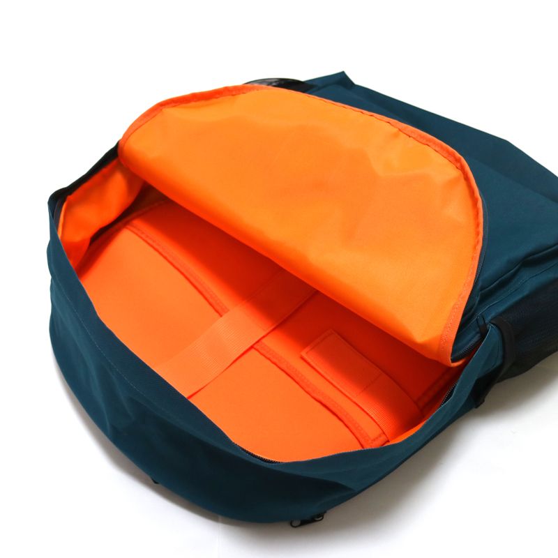 BACK-PACK