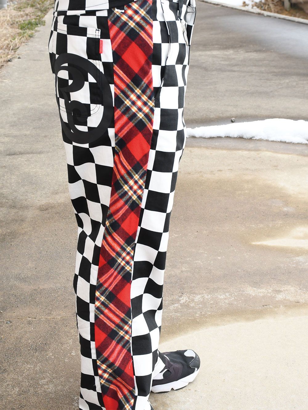 CHECKER FLAG FLARE-PANTS