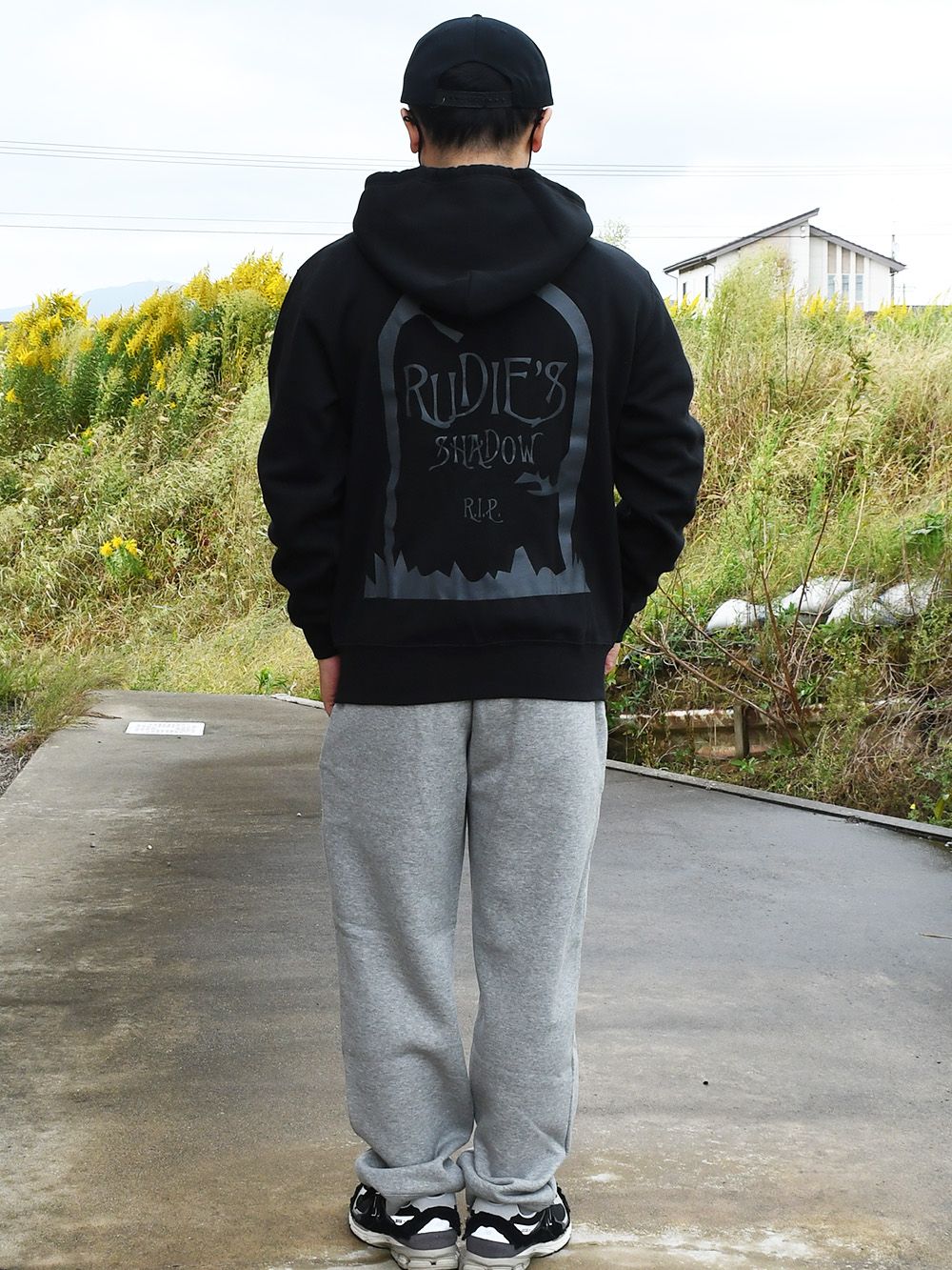 GRAVE -ZIP PARKA