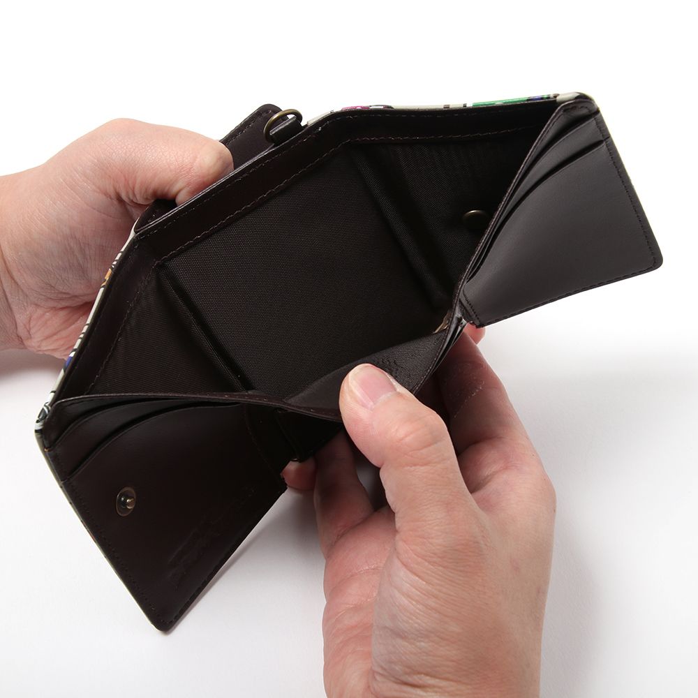 きのこ総柄三つ折り財布