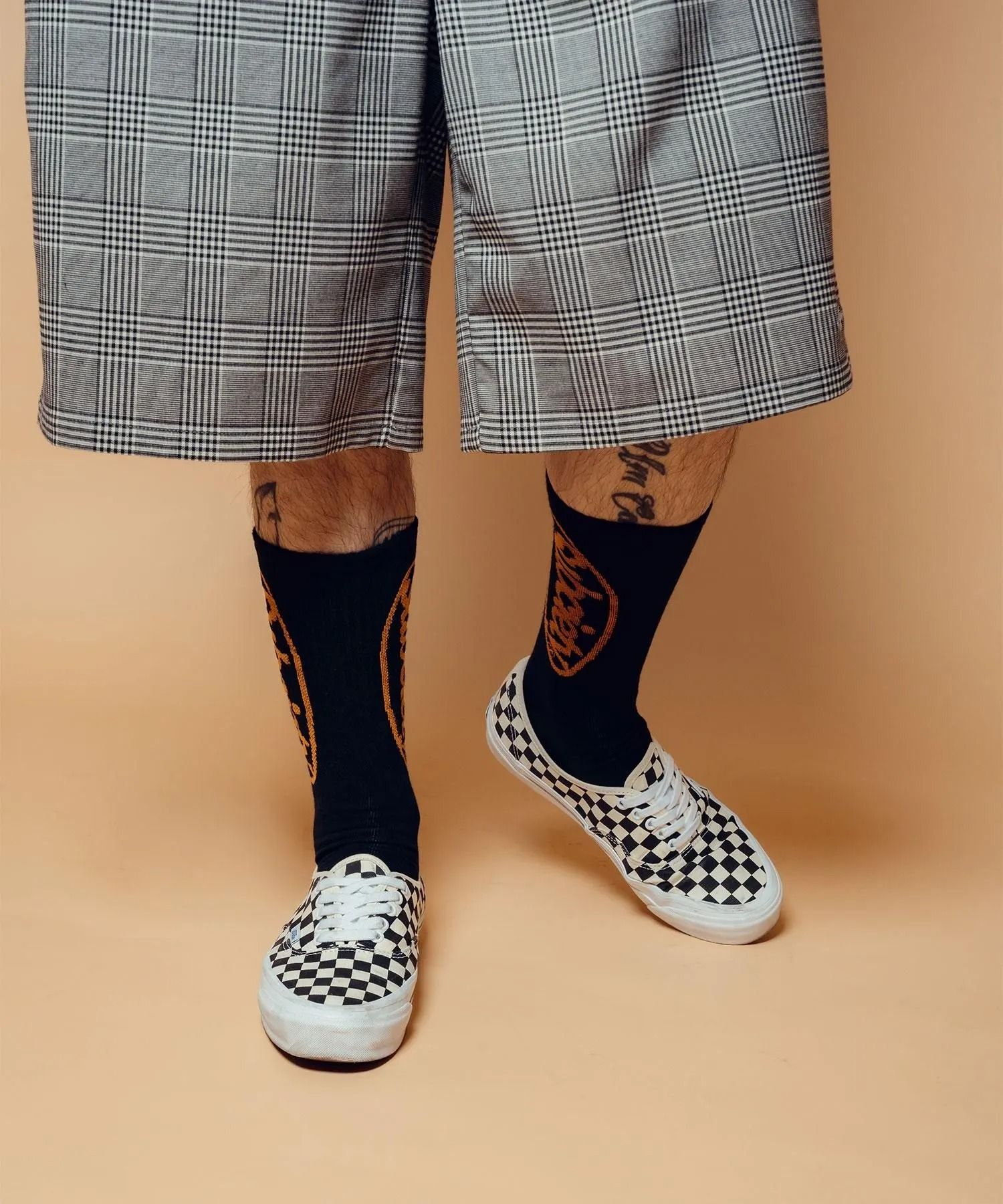 Oval logo socks