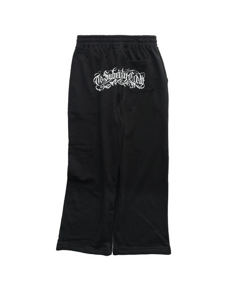 Wide sweatpants