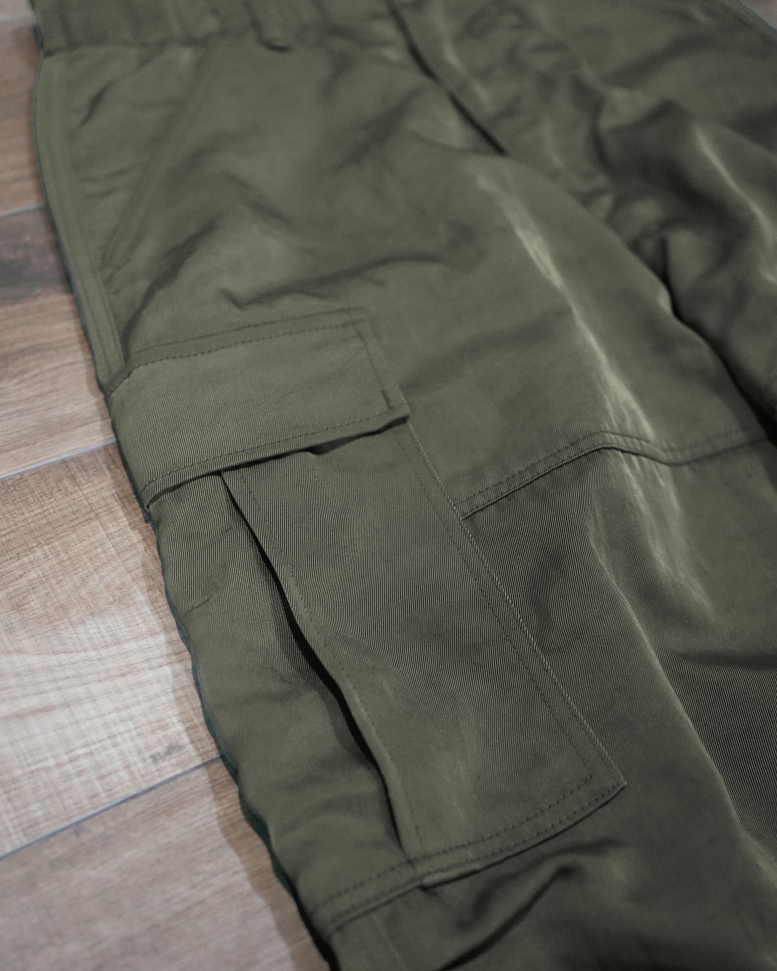 TB NYLON TWILL CARGO-PANTS