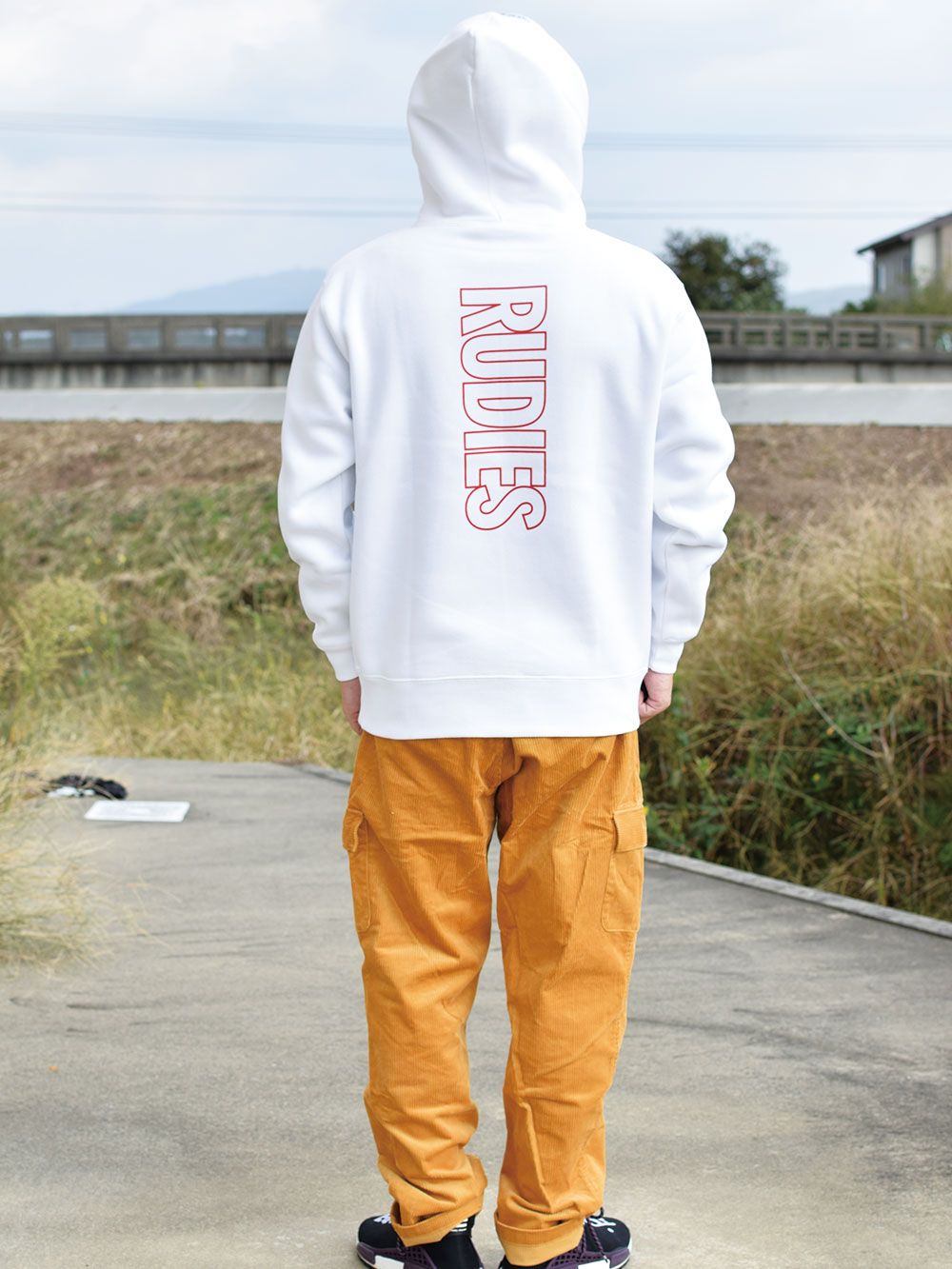 GUESTPASS HOOD-SWEAT