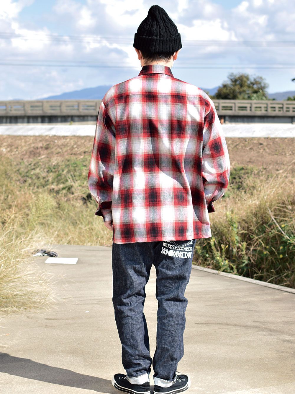 “OUTSIDER SHIRTS”