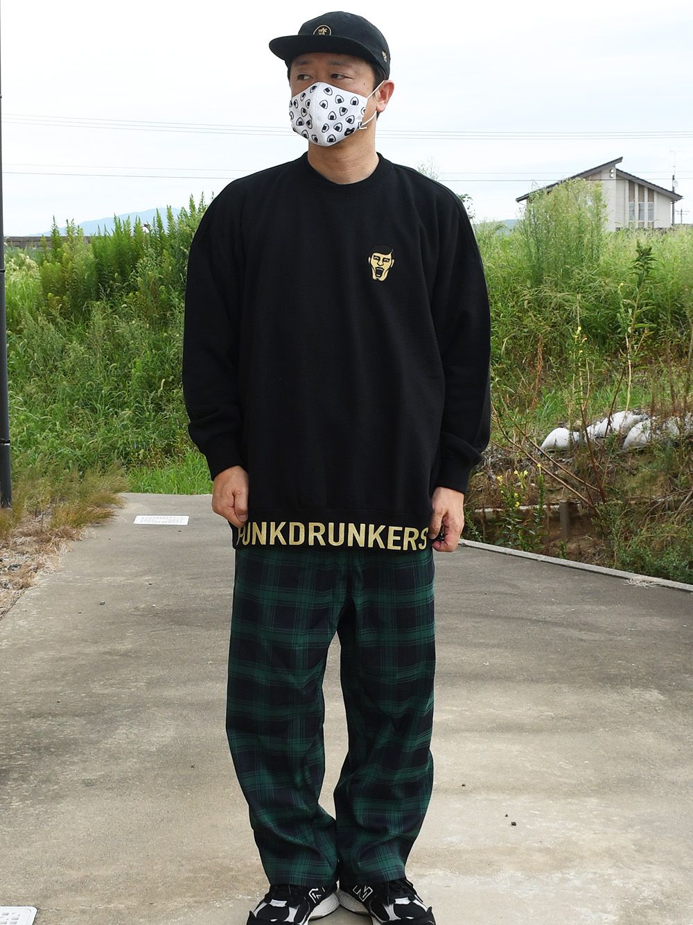 シンプルだけどどこか変？