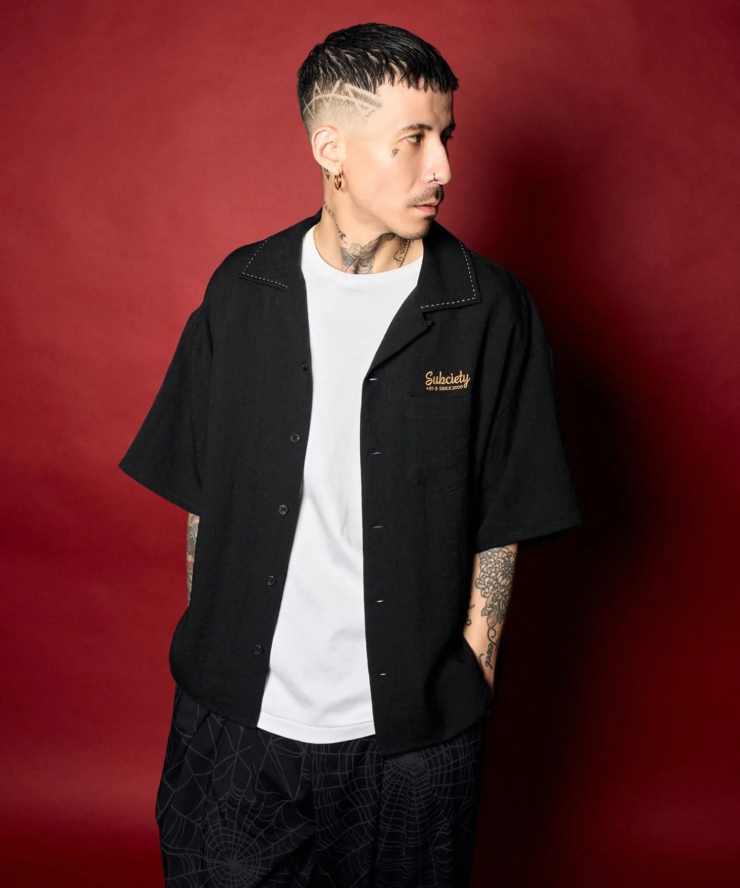 Classic chain embroidered shirt