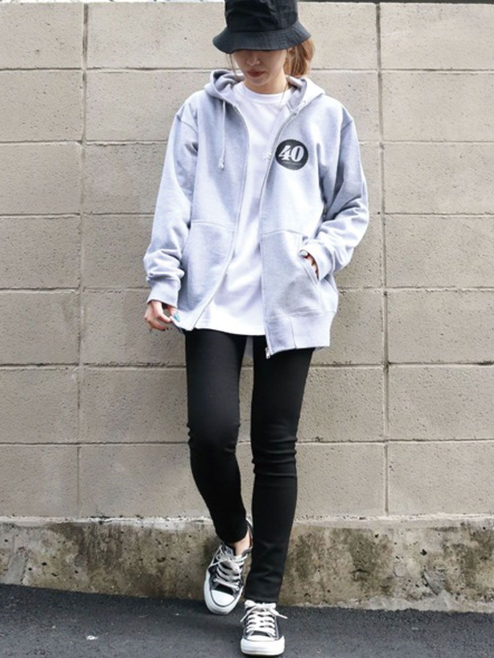 BACKWARD 40 ZIP HOODIE