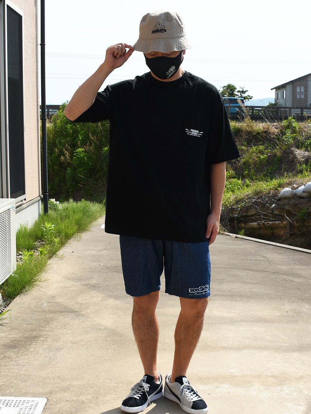 sd blur logo over size pocket tee