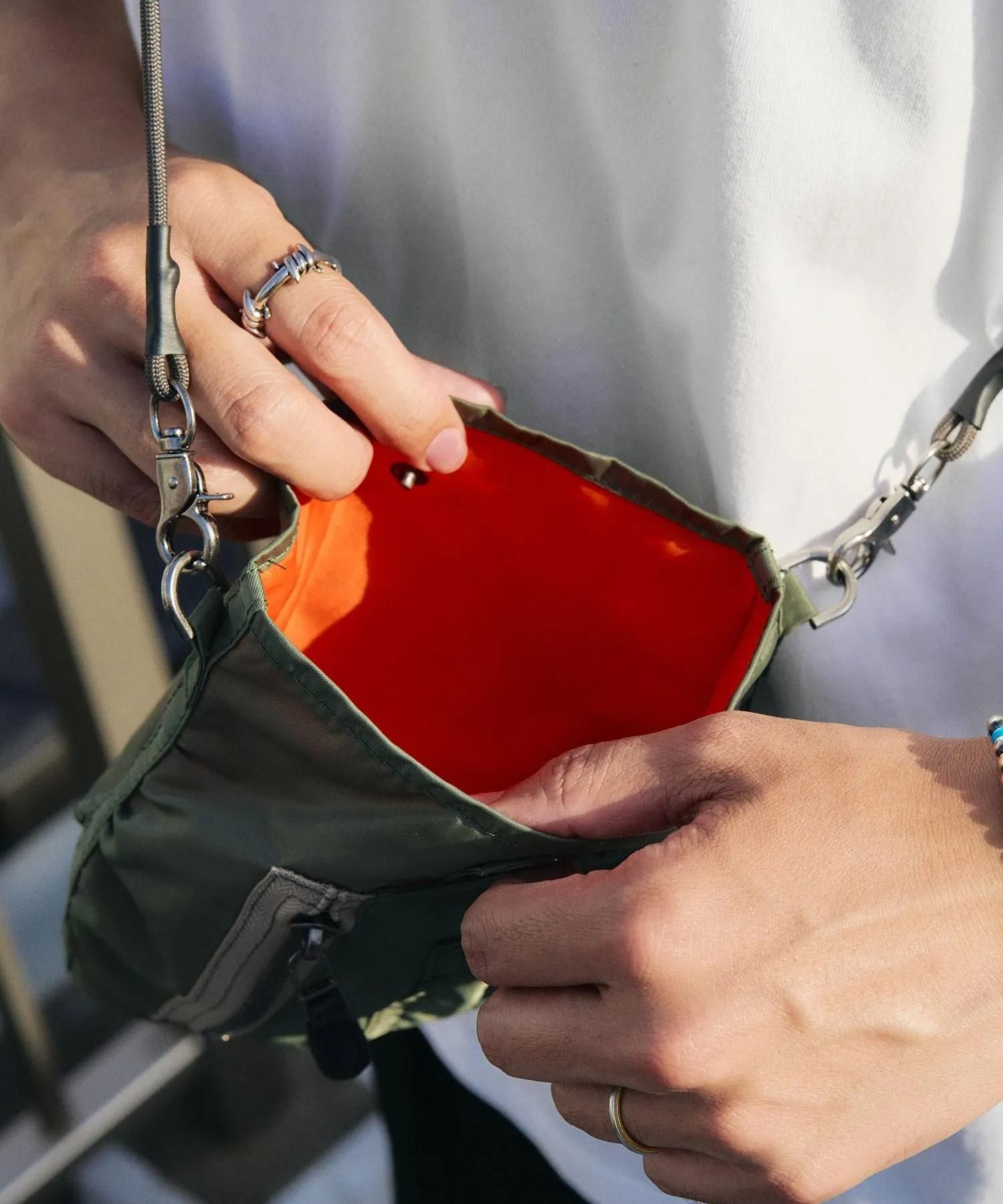 MA-1 shoulder pouch