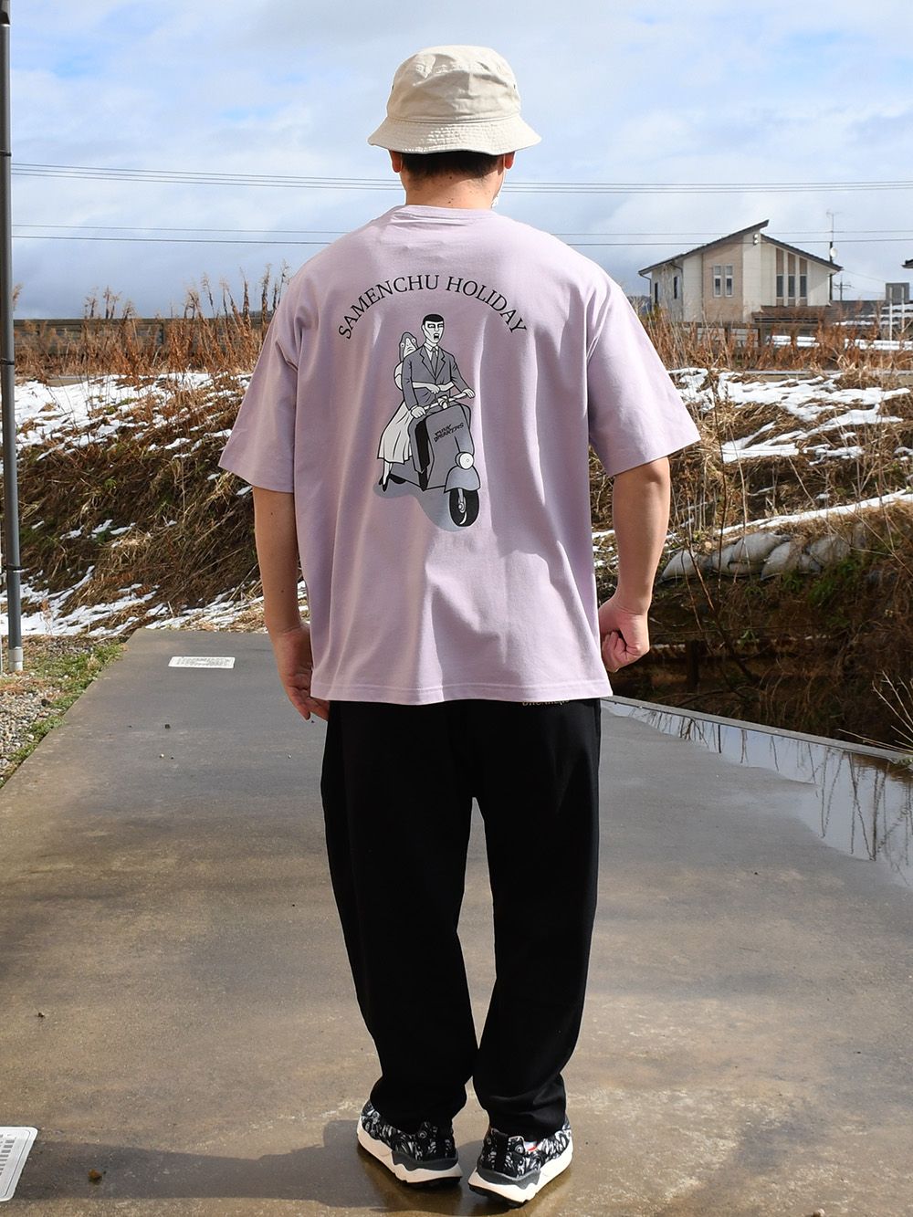 サメンチュの休日BIG.TEE