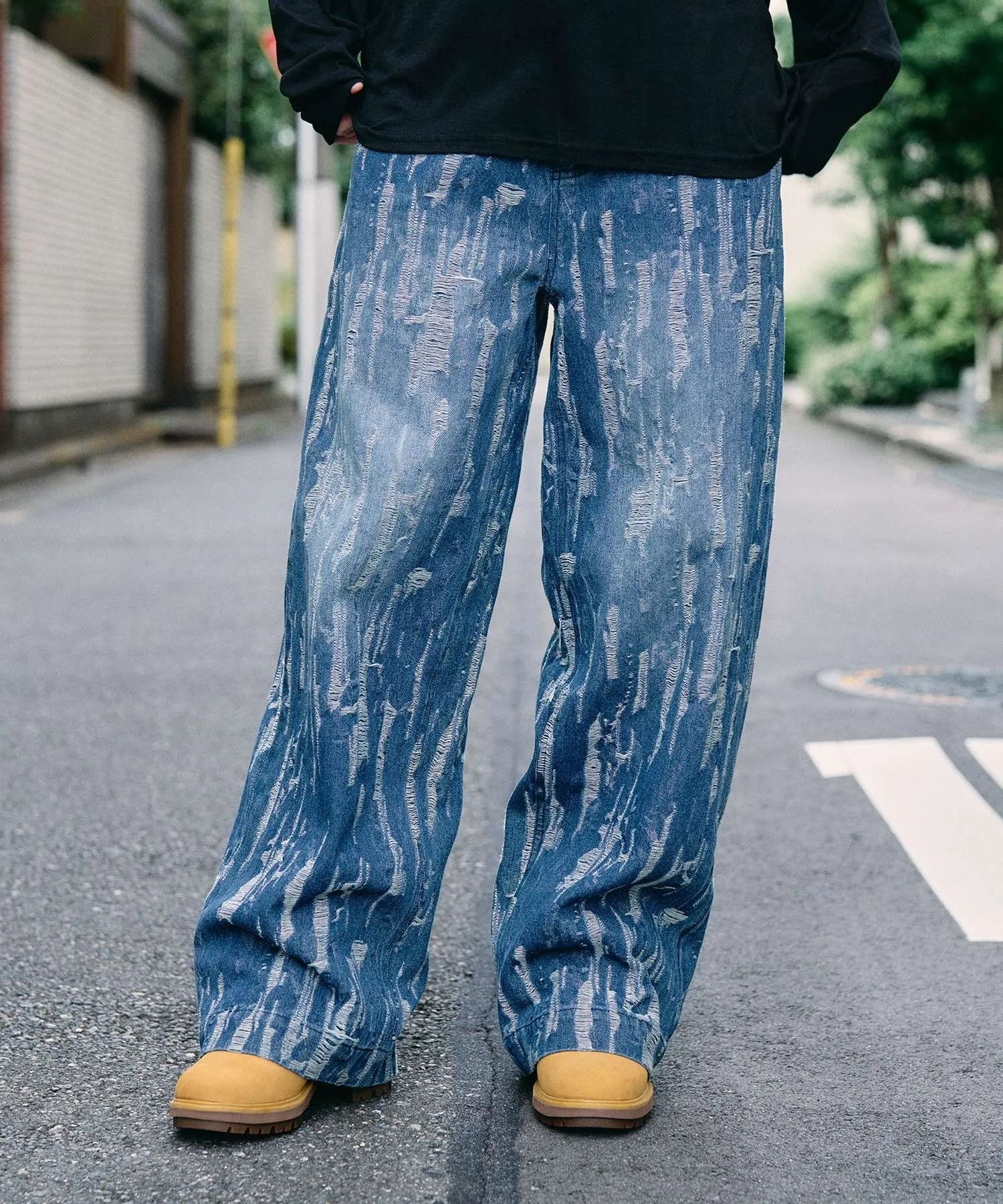 Splited denim pants