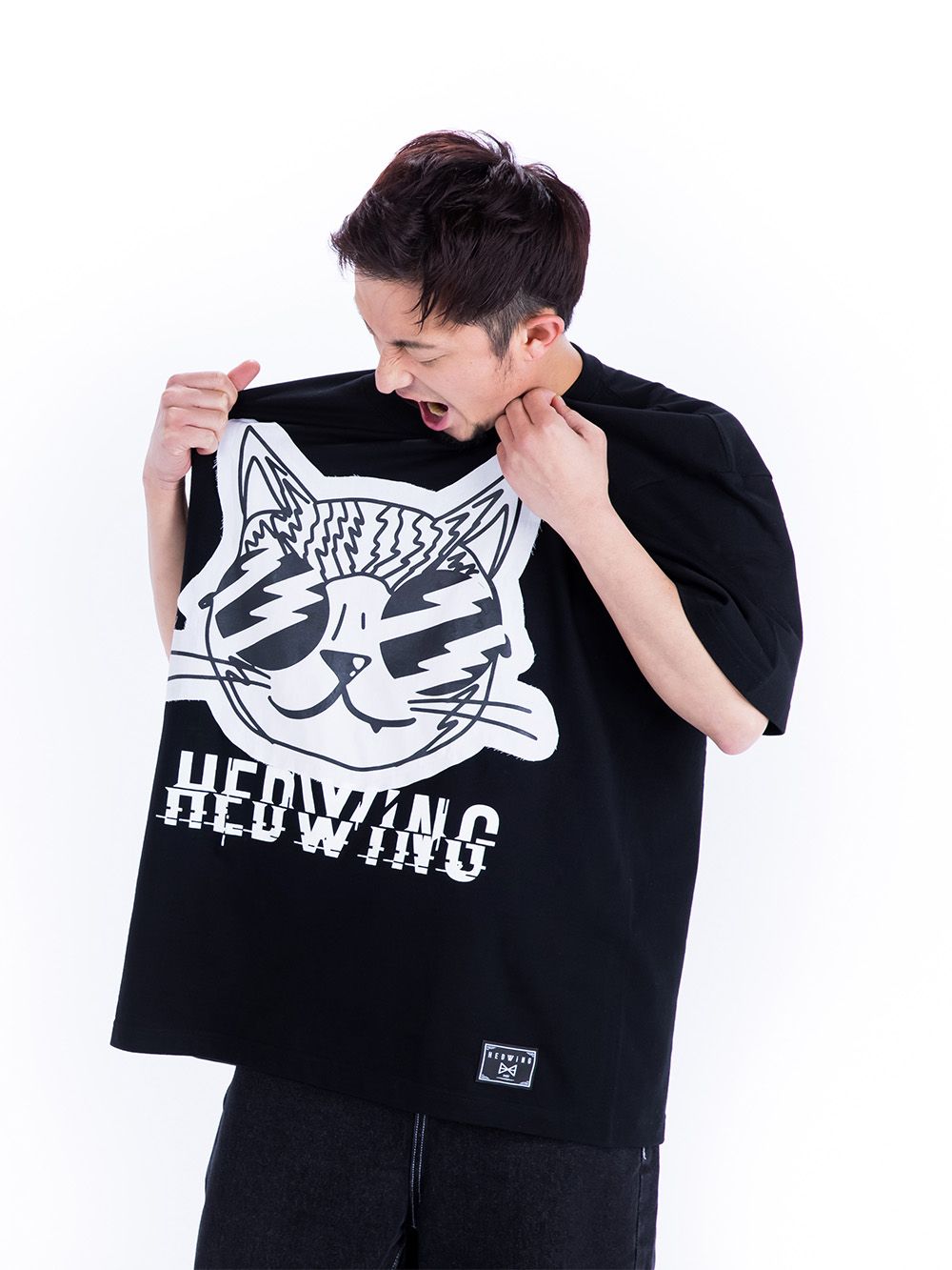 Vacation Cat Big Silhouette T-Shirt