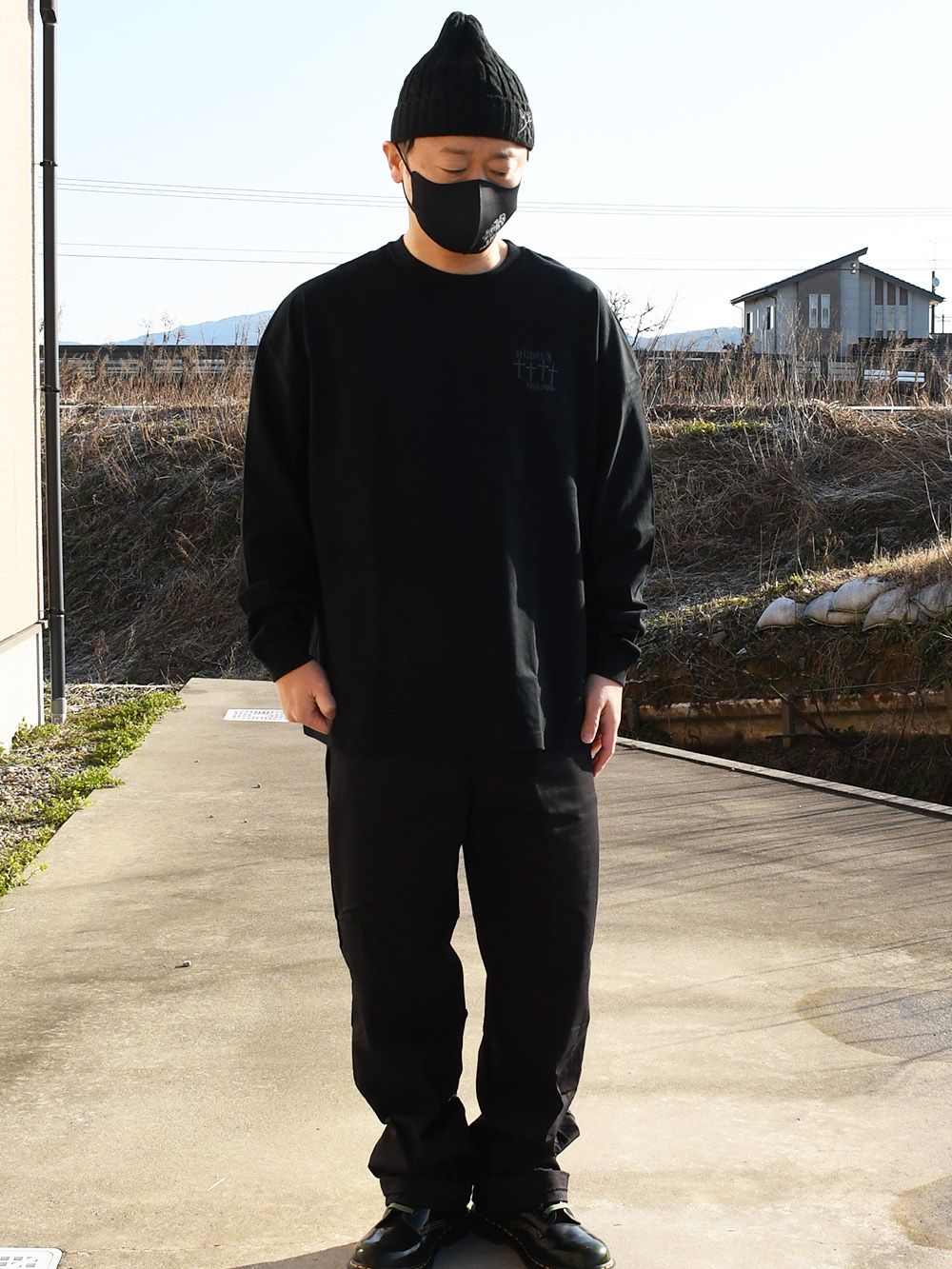 CROSSES -BIG SILHOUETTE LS TEE