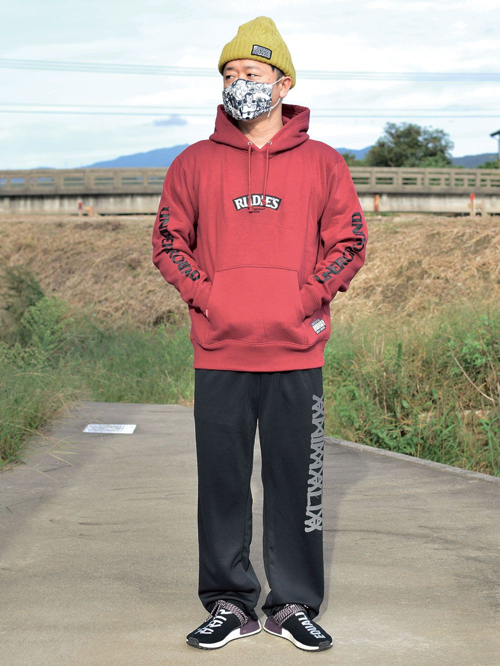 SLICK HOOD-SWEAT