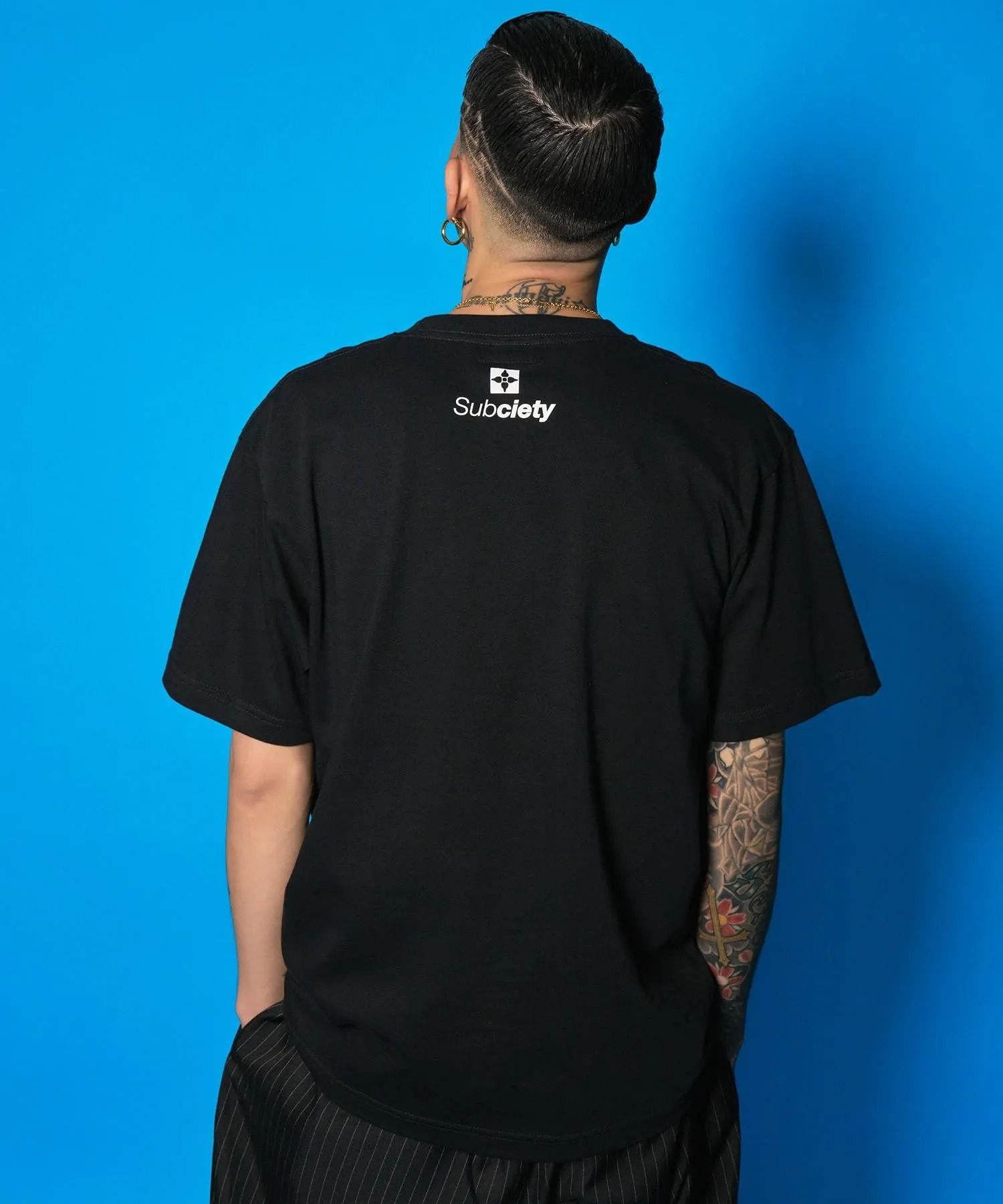 intimate room tee