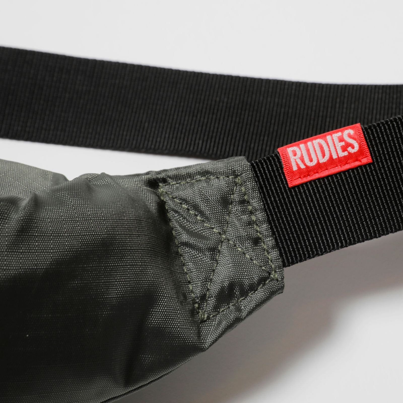 PHAT-POUCH