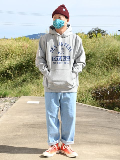 ヘビーオンスのボディとカレッジテイストなデザインが相性バツグン！