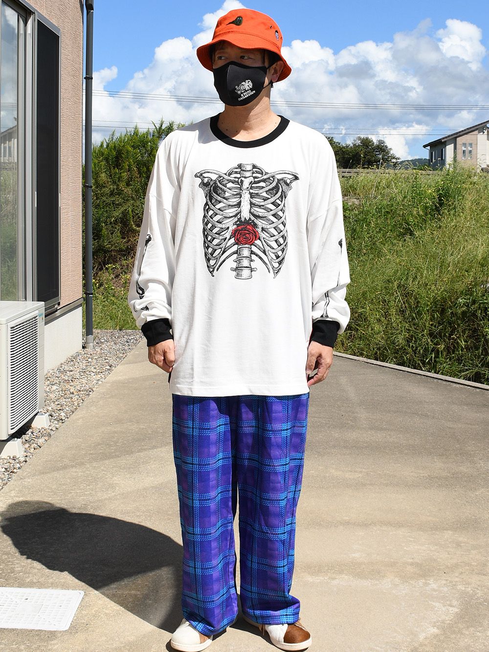 LOVE LONG-SLEEVE