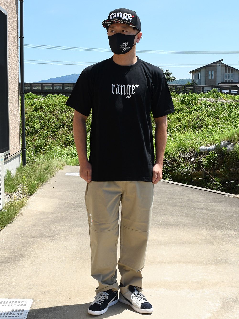 rg barking Doberman s/s tee