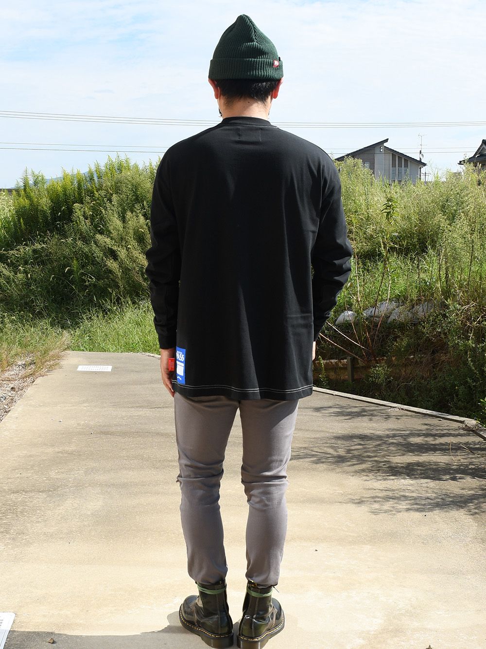 EYES L/S TEE