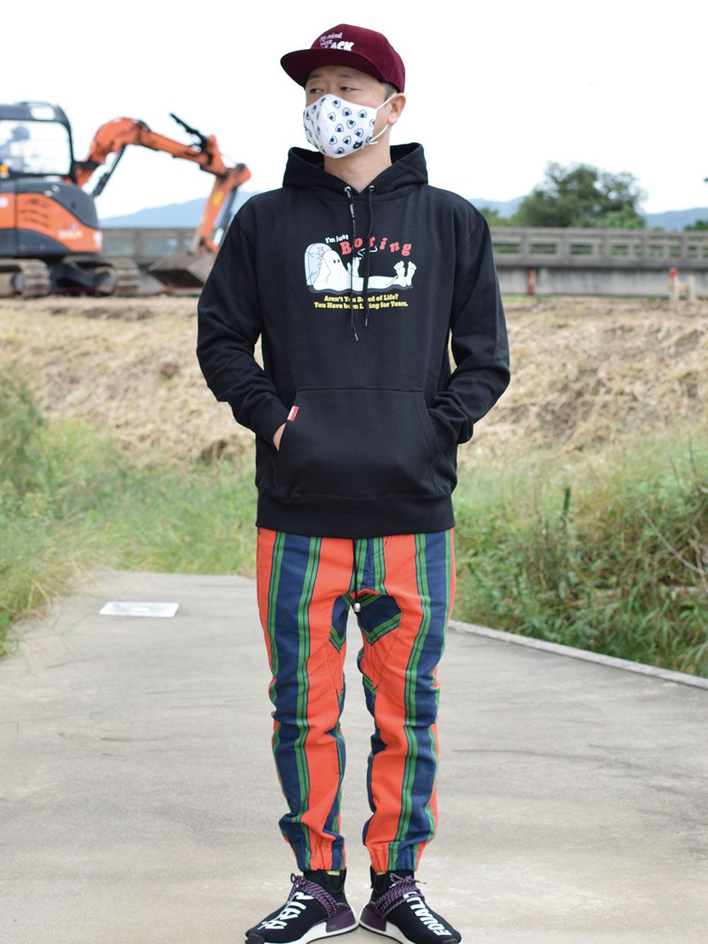 BORING-HOODIE