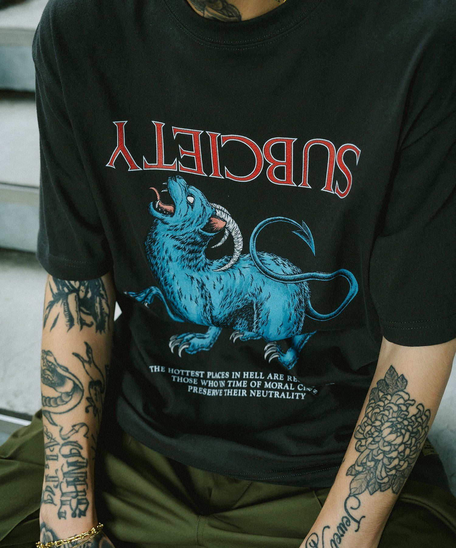 GARGOYLE-TEE
