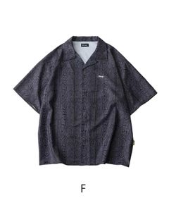 Essential open collar shirt