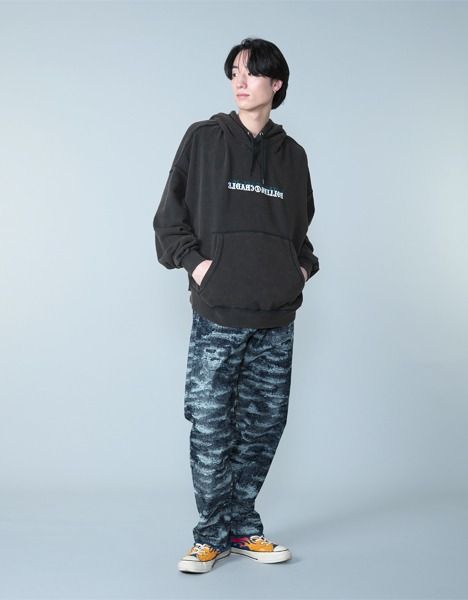 SHADED LOGO-HOODIE