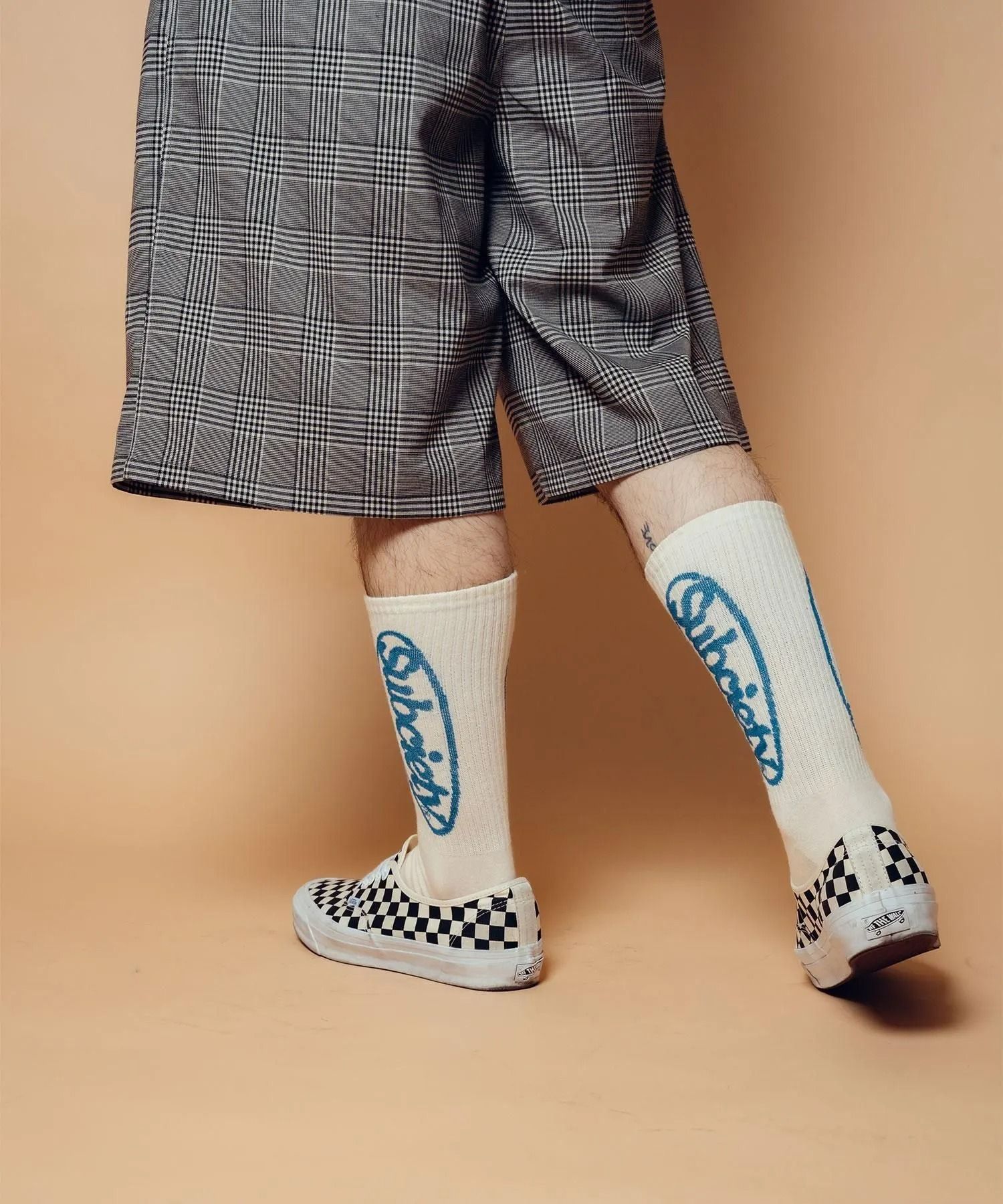 Oval logo socks