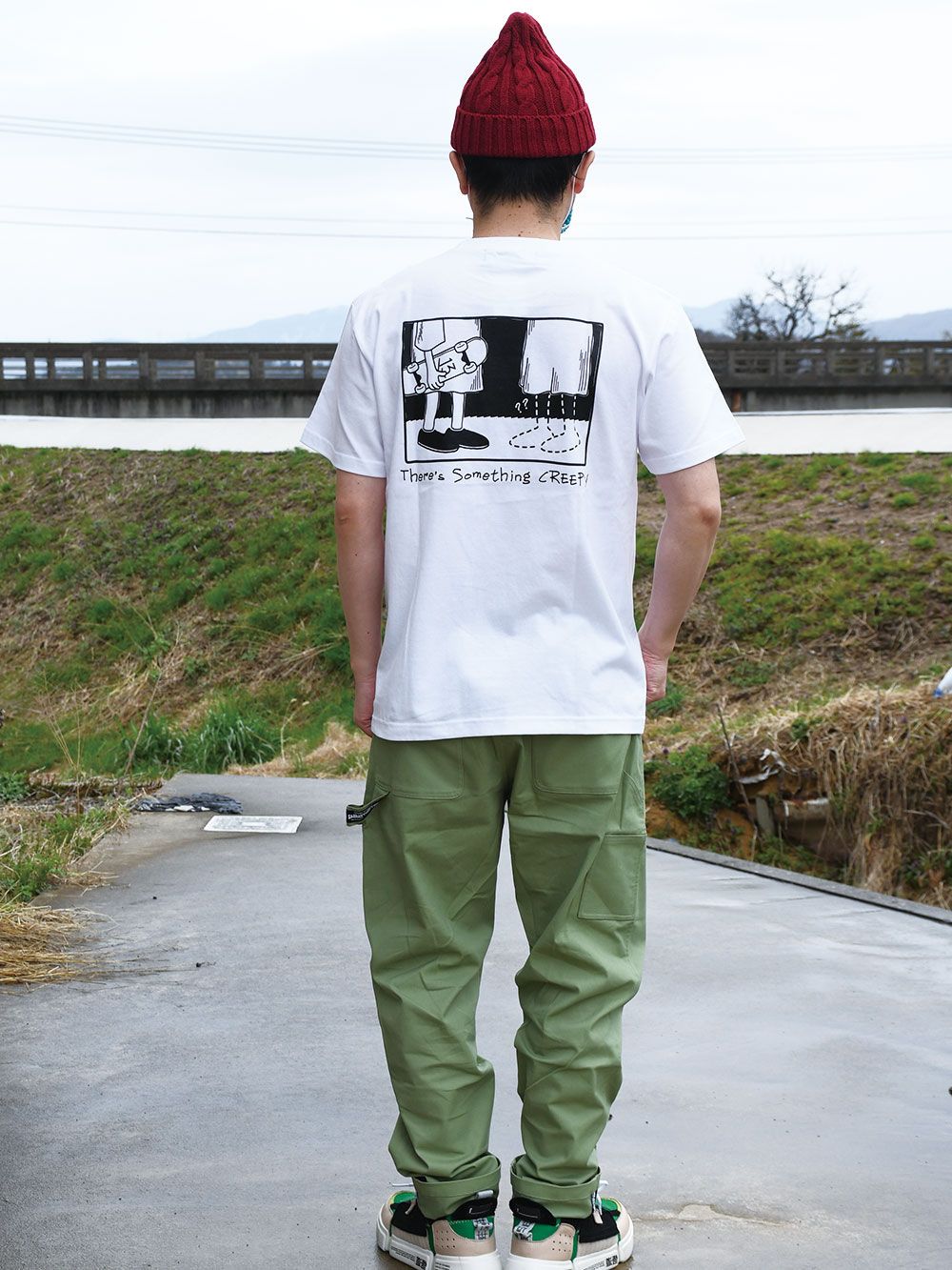 GHOSTLY T-sh