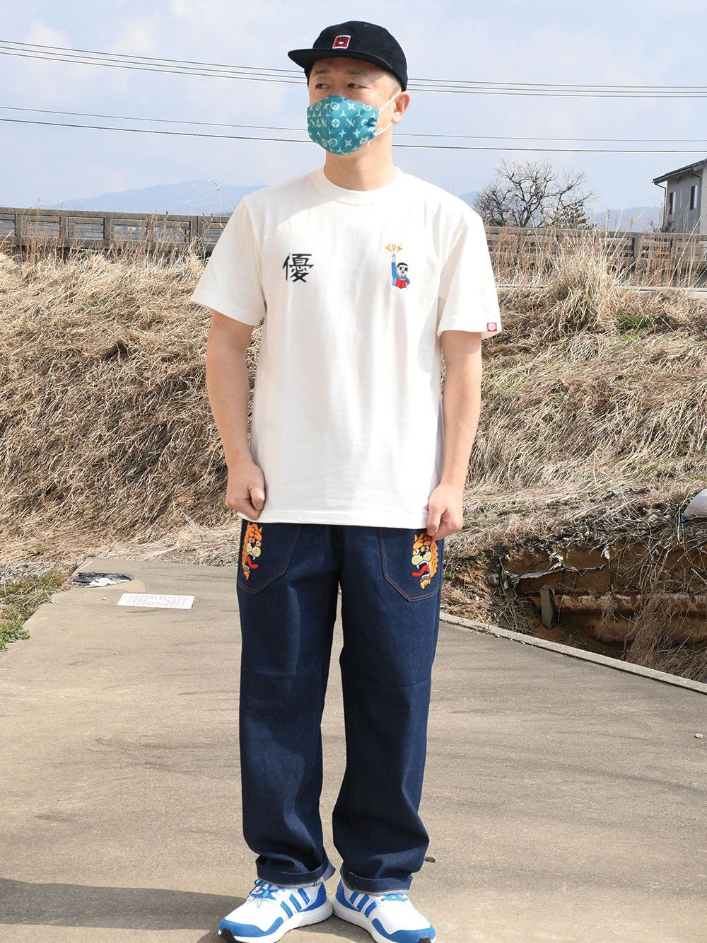優等生刺繍TEE