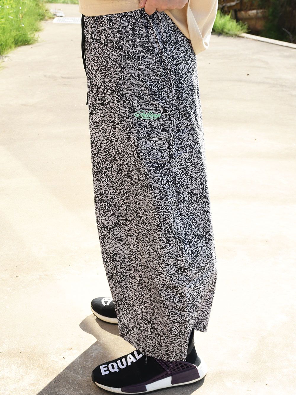 TV STATIC GOKU-BUTO PANTS