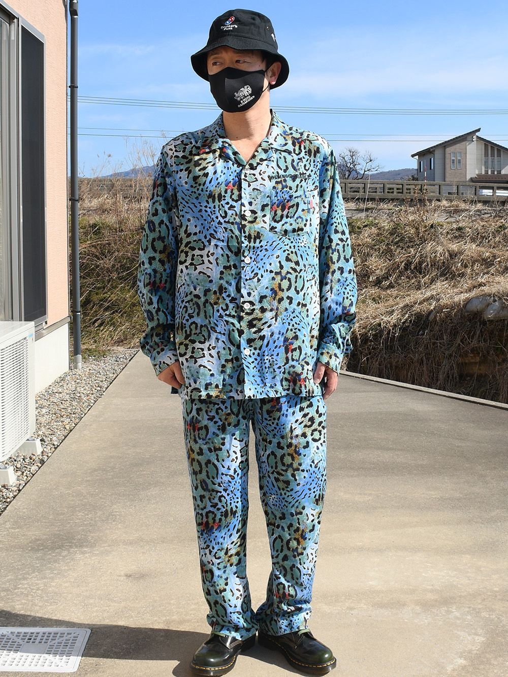 袖を通せば顔つきまで変わりそうな、何者かになれるセットアップ！