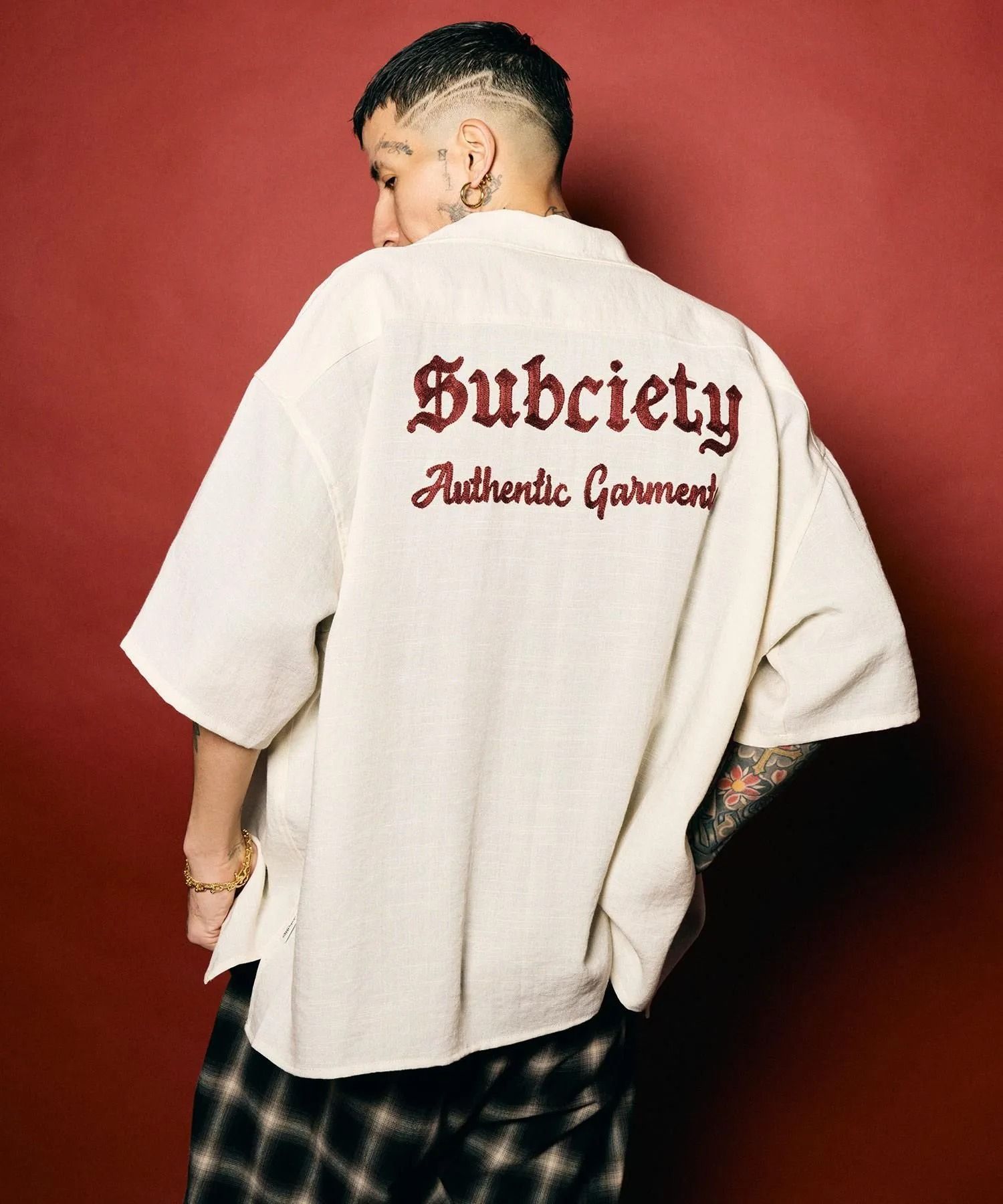 Classic chain embroidered shirt