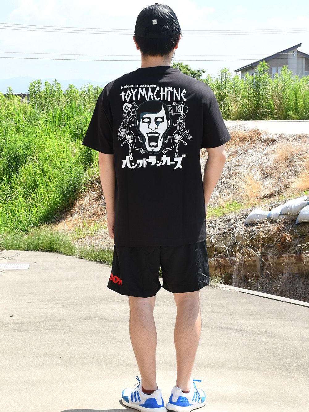 TOY MACHINE - AITSU AND THE CHARACTERS S/S TEE | DOLL