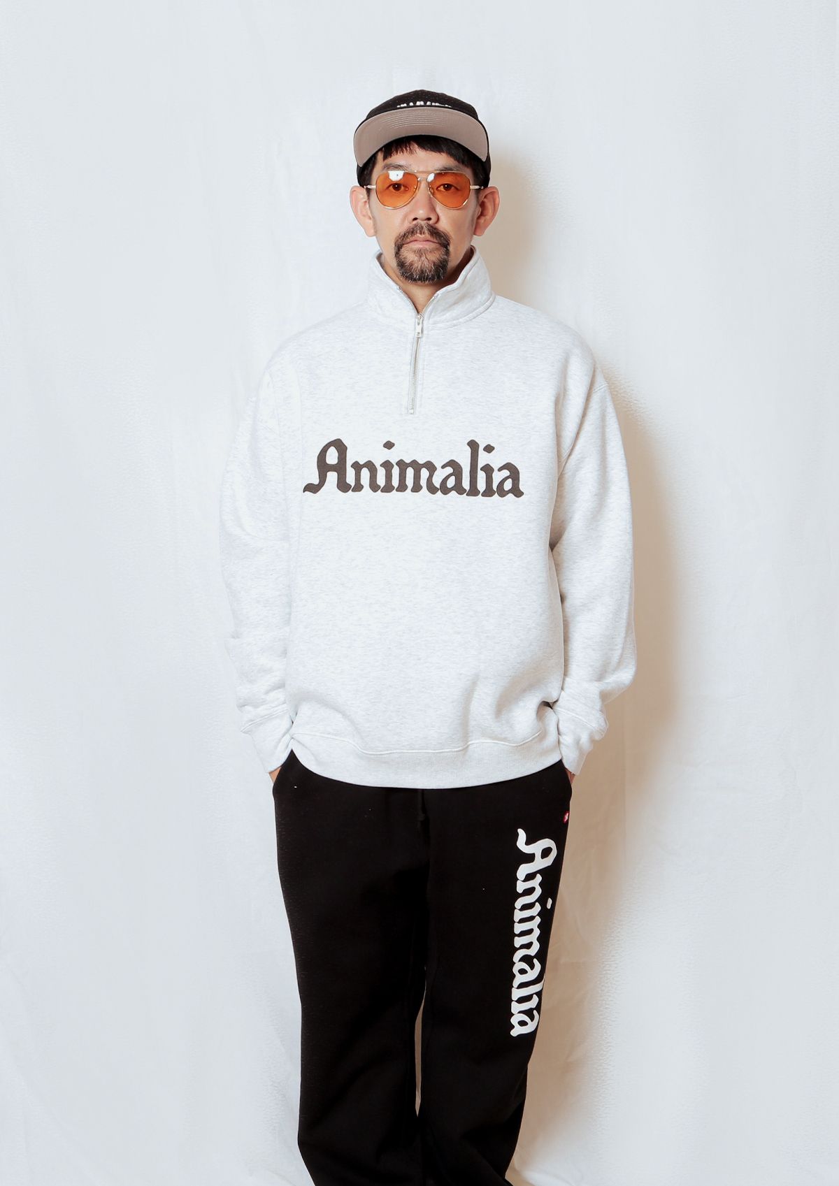 HALF-ZIP LOOSE FIT SWEAT - Legendary Logo