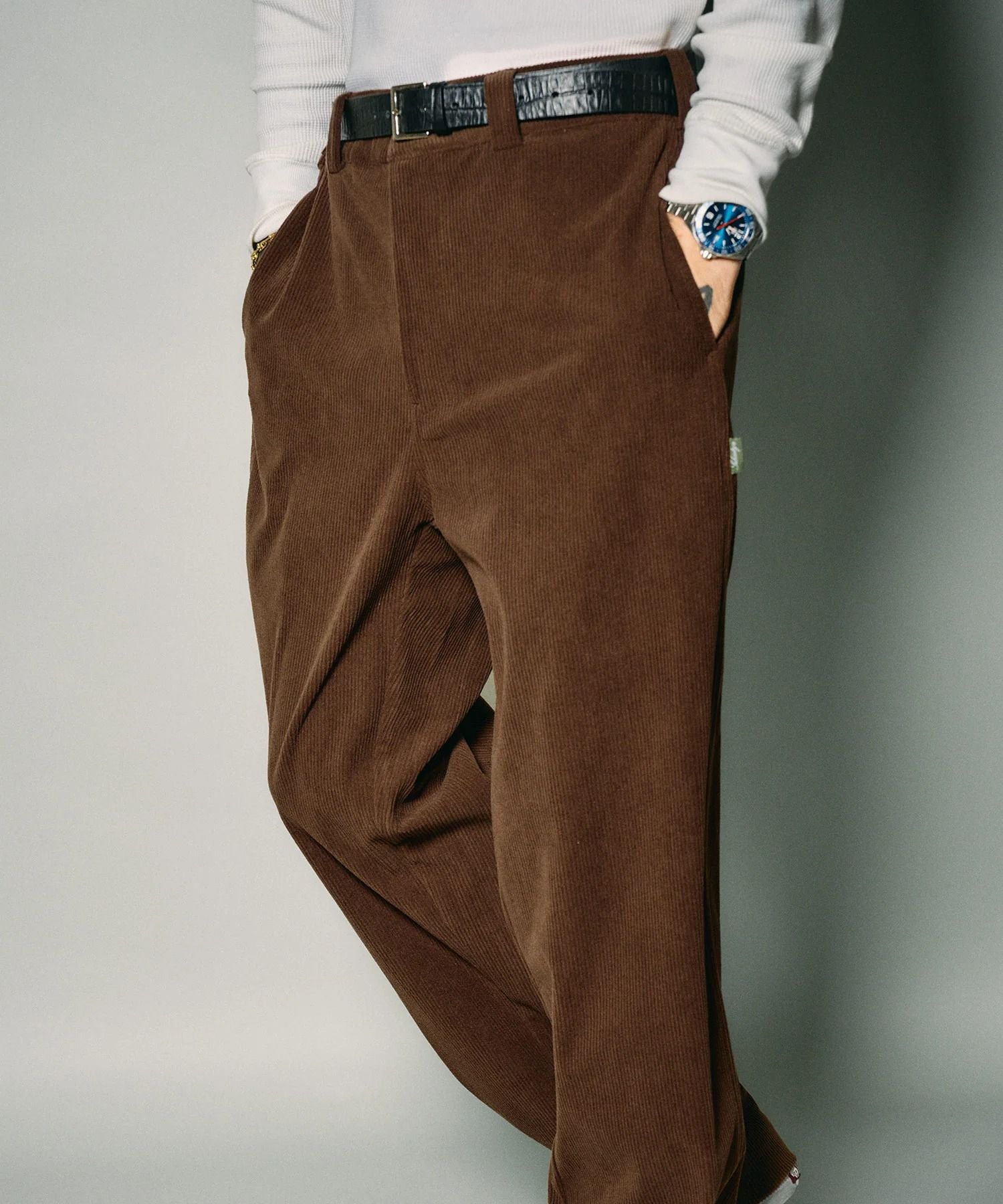 Essential corduroy pants