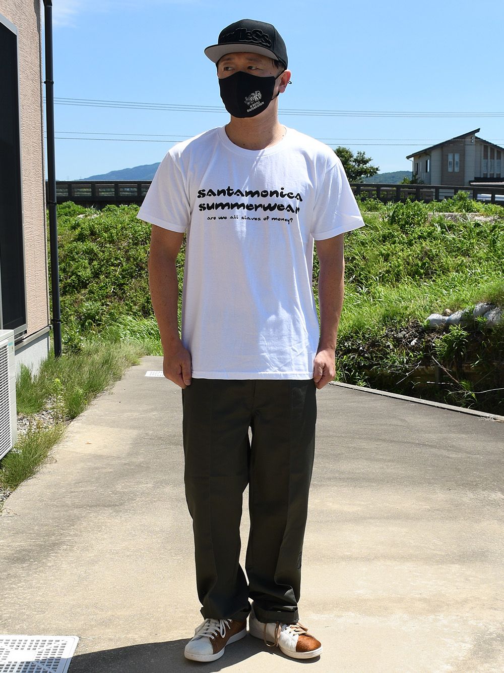 slaves of money s/s tee