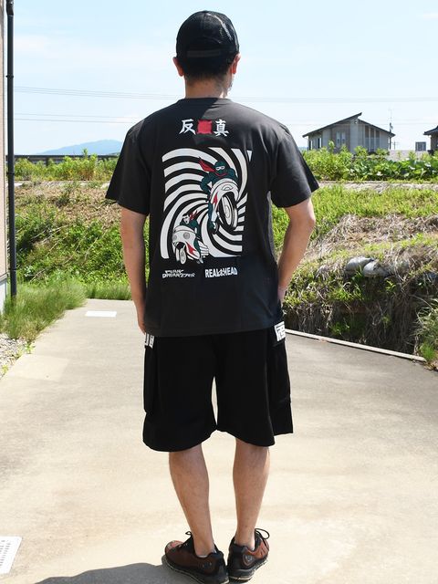 泣く子も黙るREAL PUNKS！