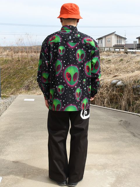 見た目も着心地も宇宙レベル！