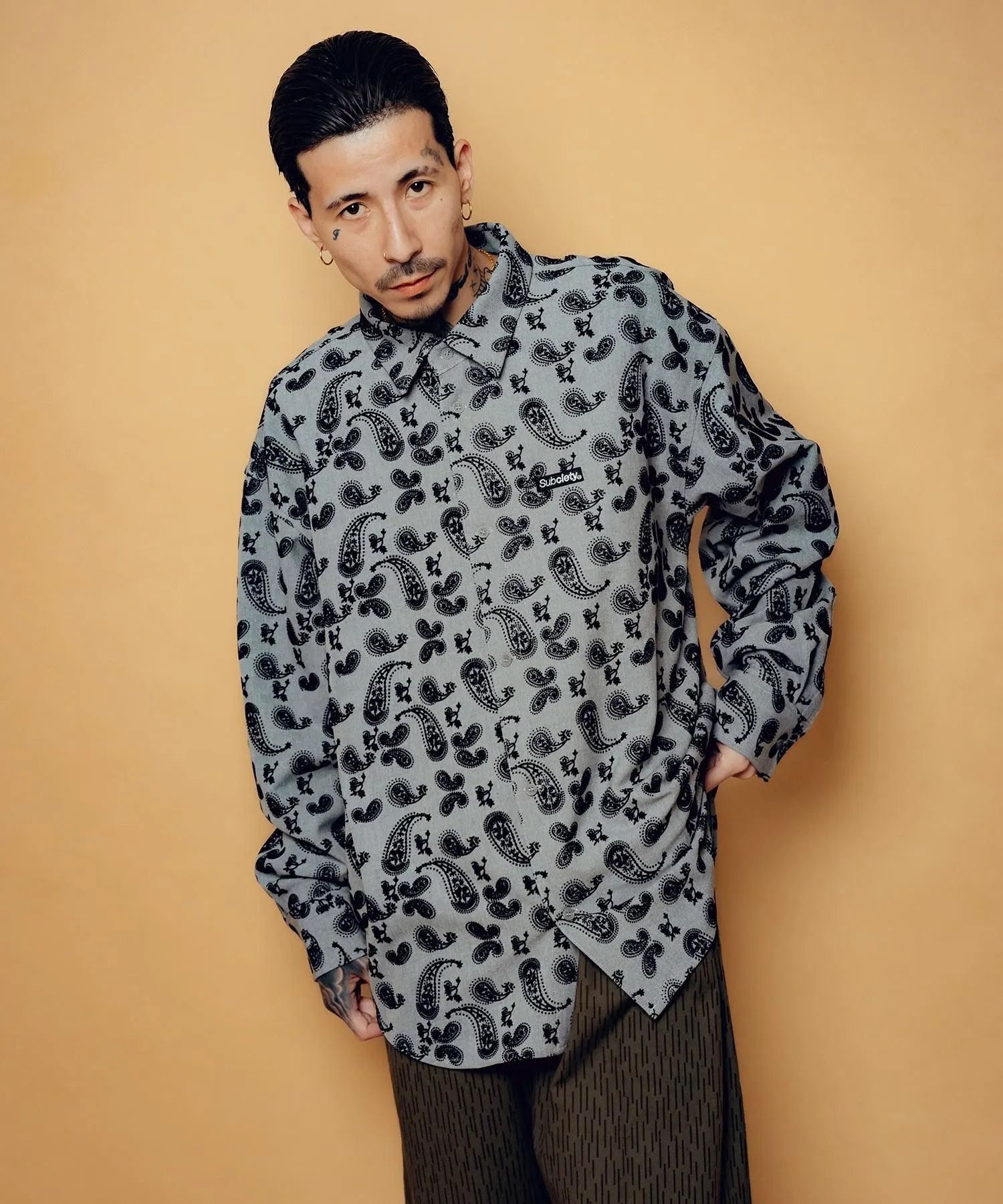 Flocky paisley shirt