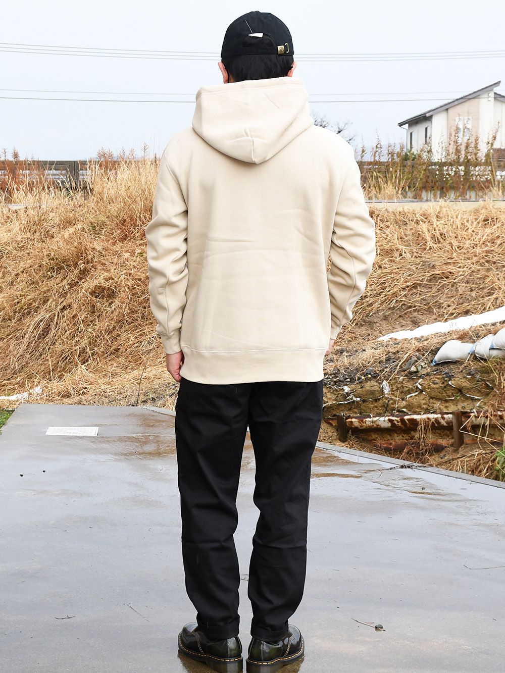 RUDIE'SxCRAYON SHINCHAN RABBIT HOOD SWEAT