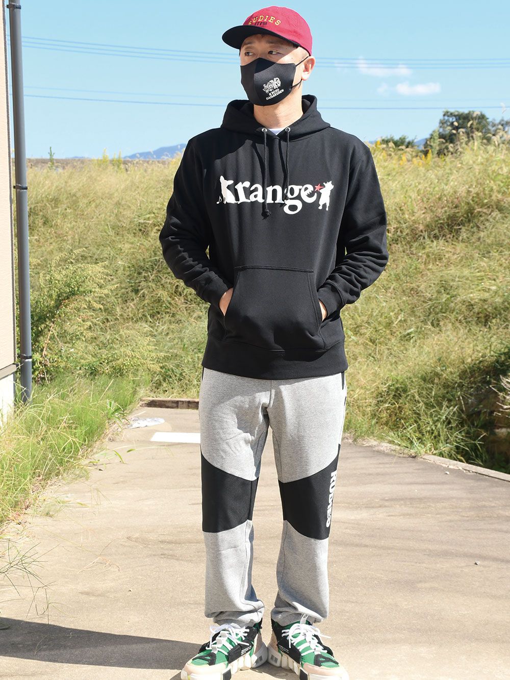 Range D C Shadow Hoody Doll