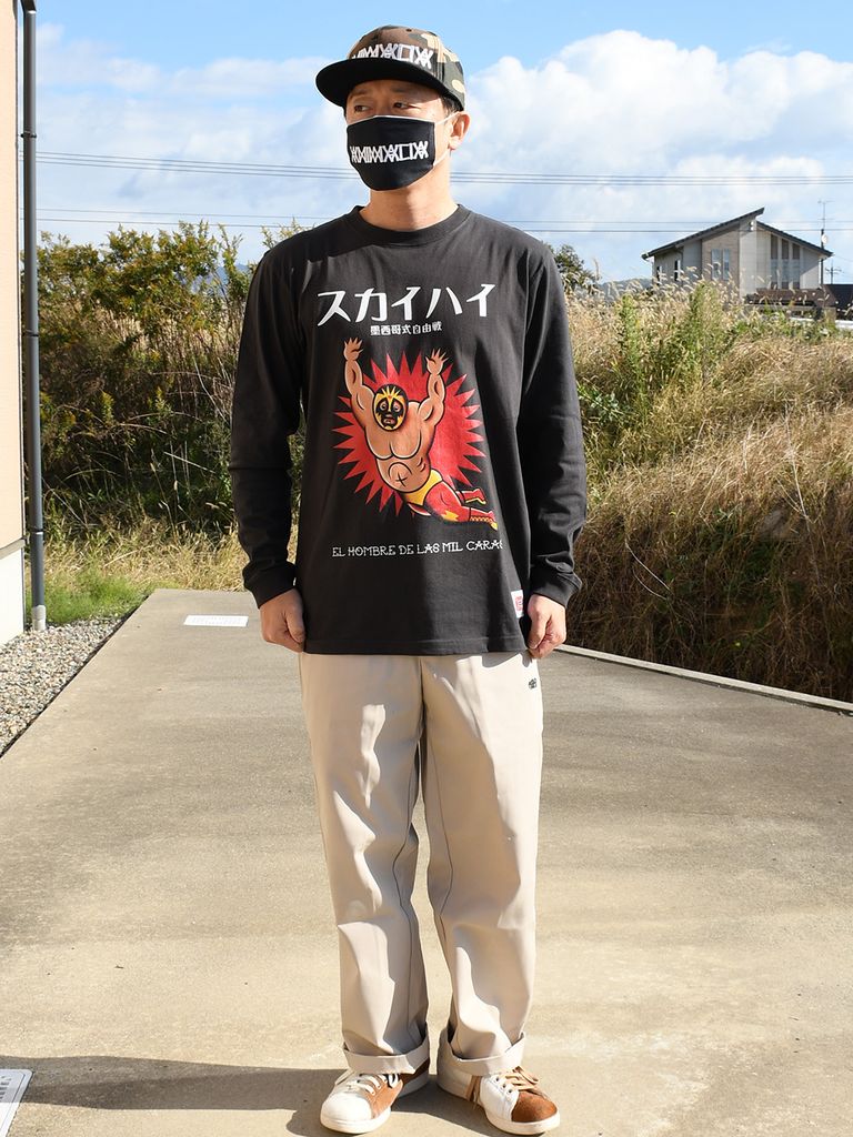 昭和のポスターのようなレトロなグラフィックがたまらん！