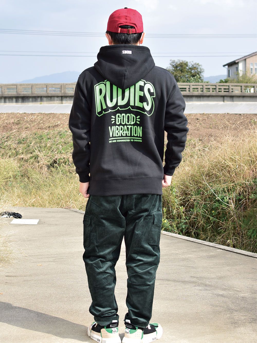 GOOD VIBRATION HOOD-SWEAT