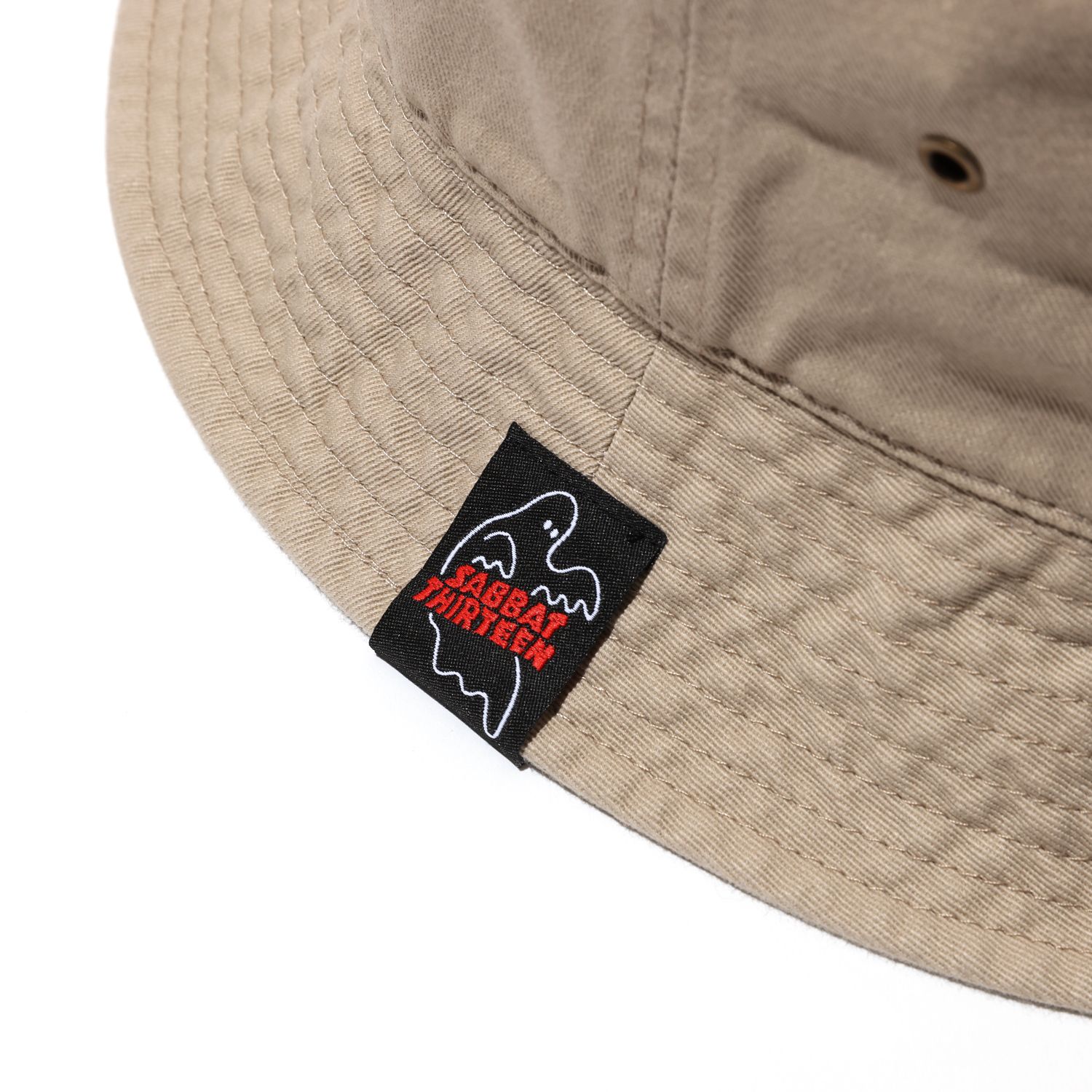 SPOOKY GIRL BUCKET-HAT