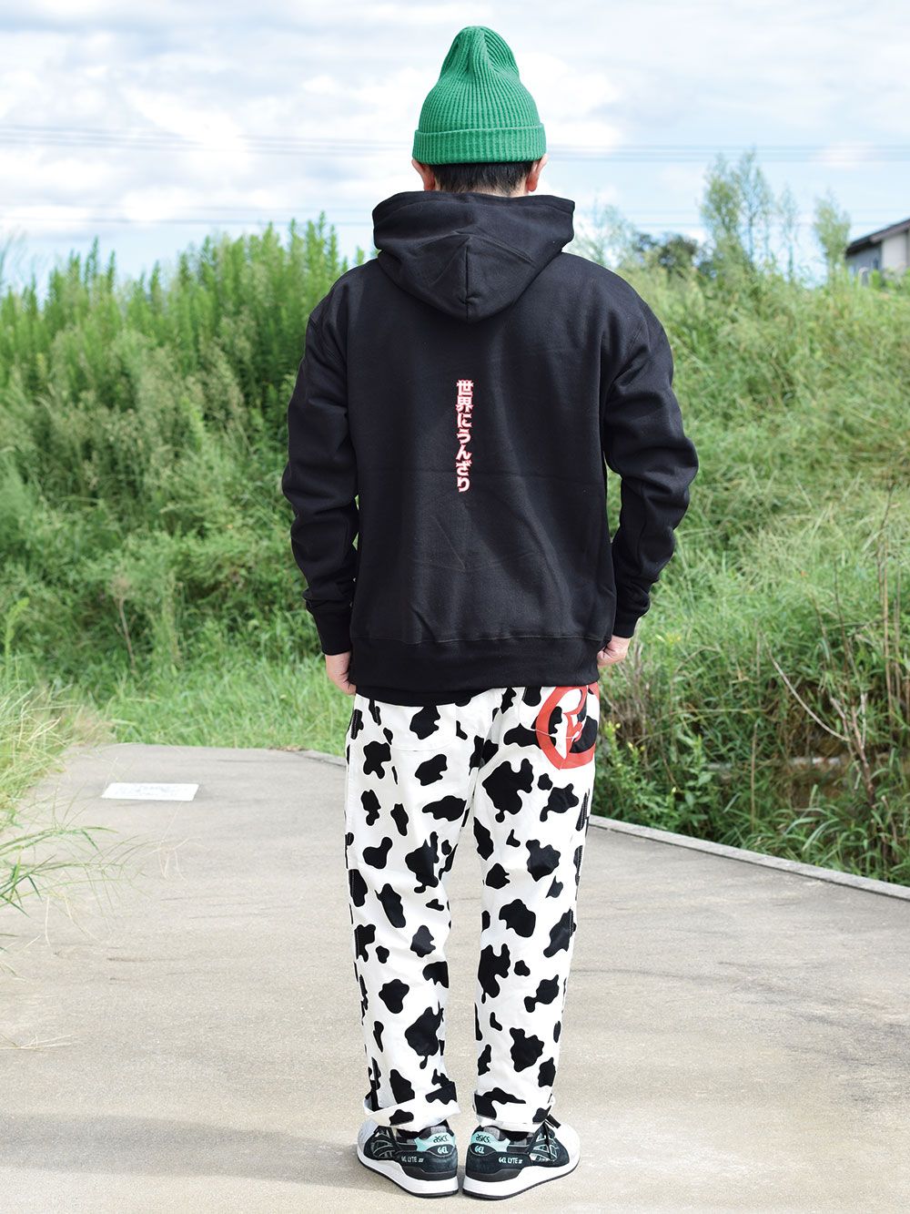 つまらないこの世界、洋服ぐらいはとことんはじけましょ!